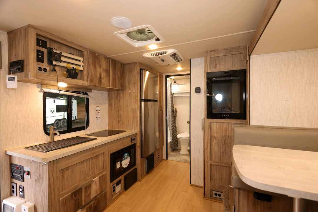 팔로미니189 카라반 트레일러 이미지