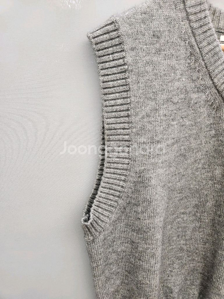 Lee 그레이 V넥 니트 조끼_23년식--3