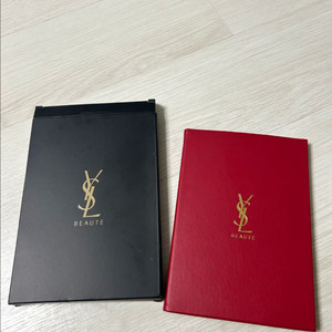 새상품 입생로랑 정품 거울