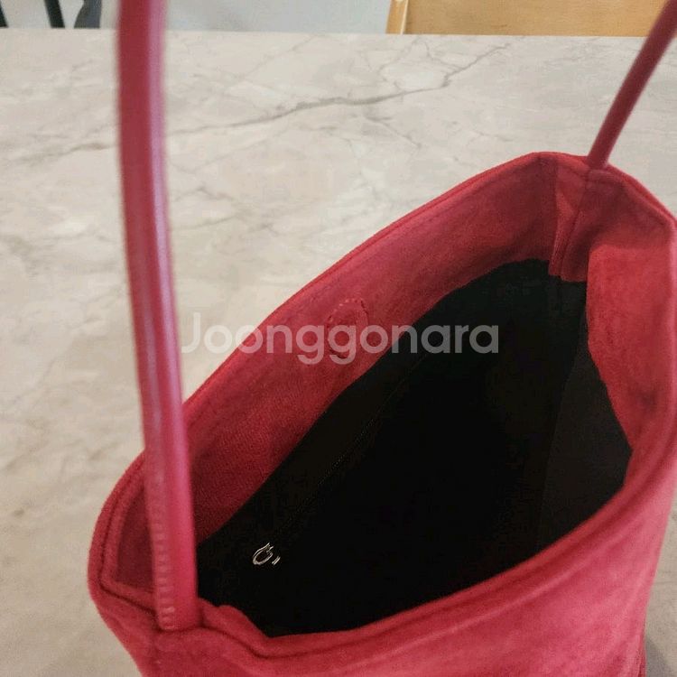 새상품) 스웨이드 레드백--2