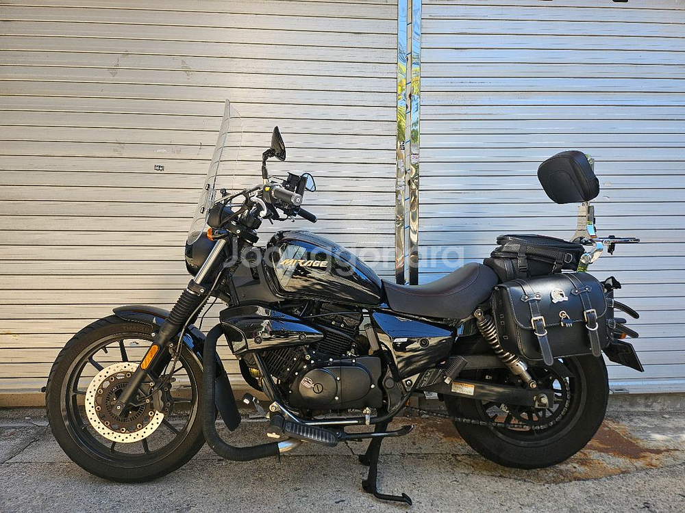 17년식 미라쥬250 메뉴얼 오토바이--1