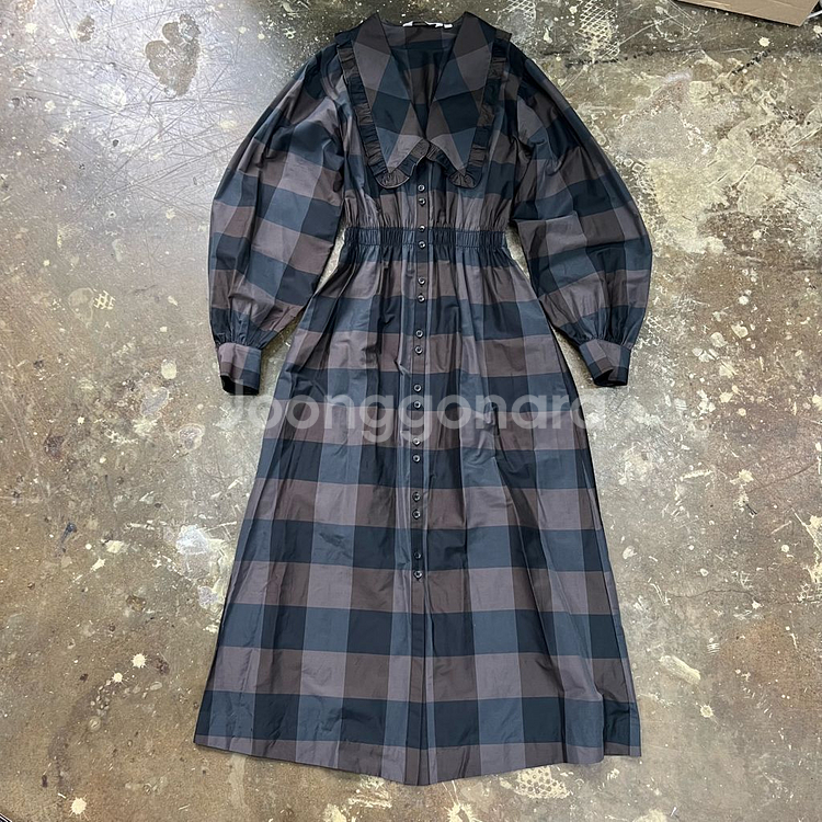 55) 앤아더스토리즈 벌룬소매 체크 원피스--1