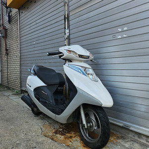 15년식 scr110 오토바이 스쿠터