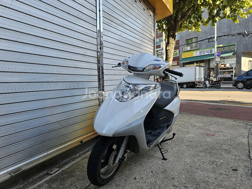 15년식 scr110 오토바이 스쿠터--3