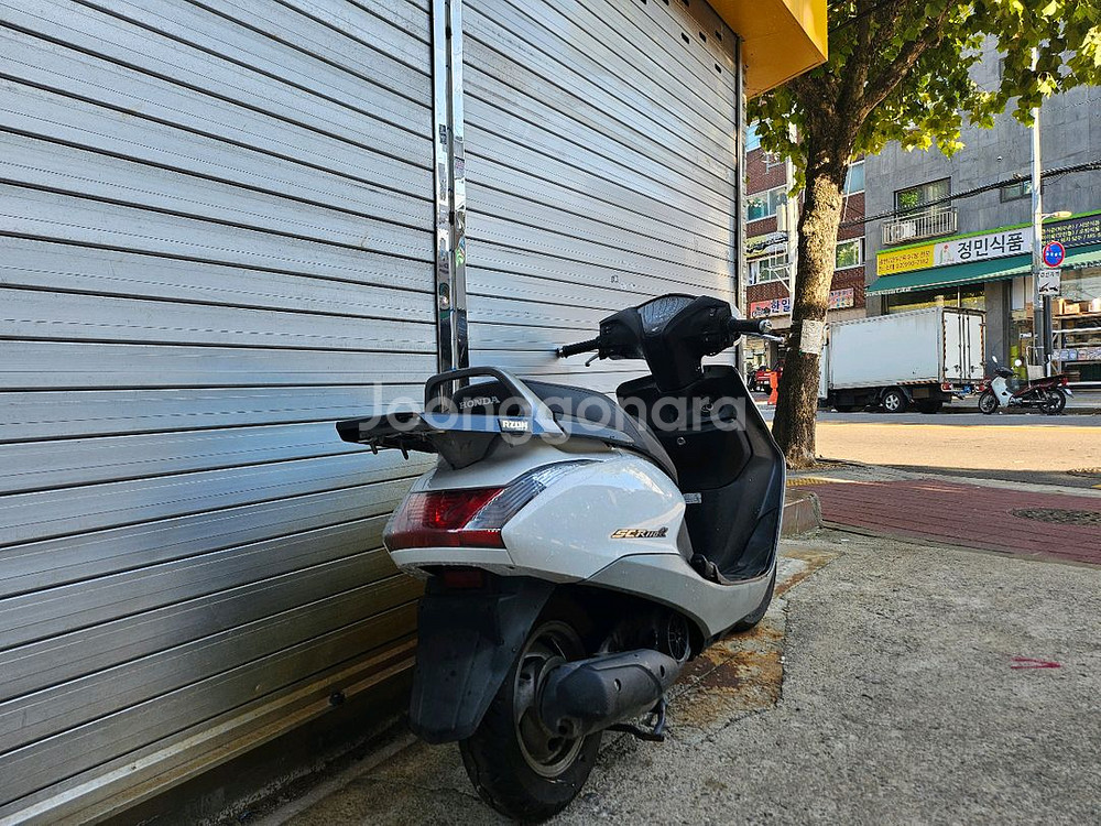 15년식 scr110 오토바이 스쿠터--2