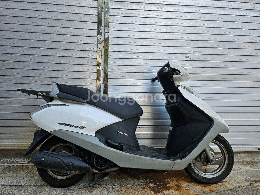 15년식 scr110 오토바이 스쿠터--1