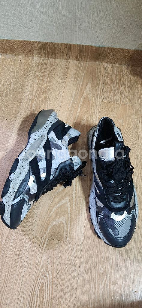 (39/250)발렌티노 가라바니 바운스 카모 스니커즈--4