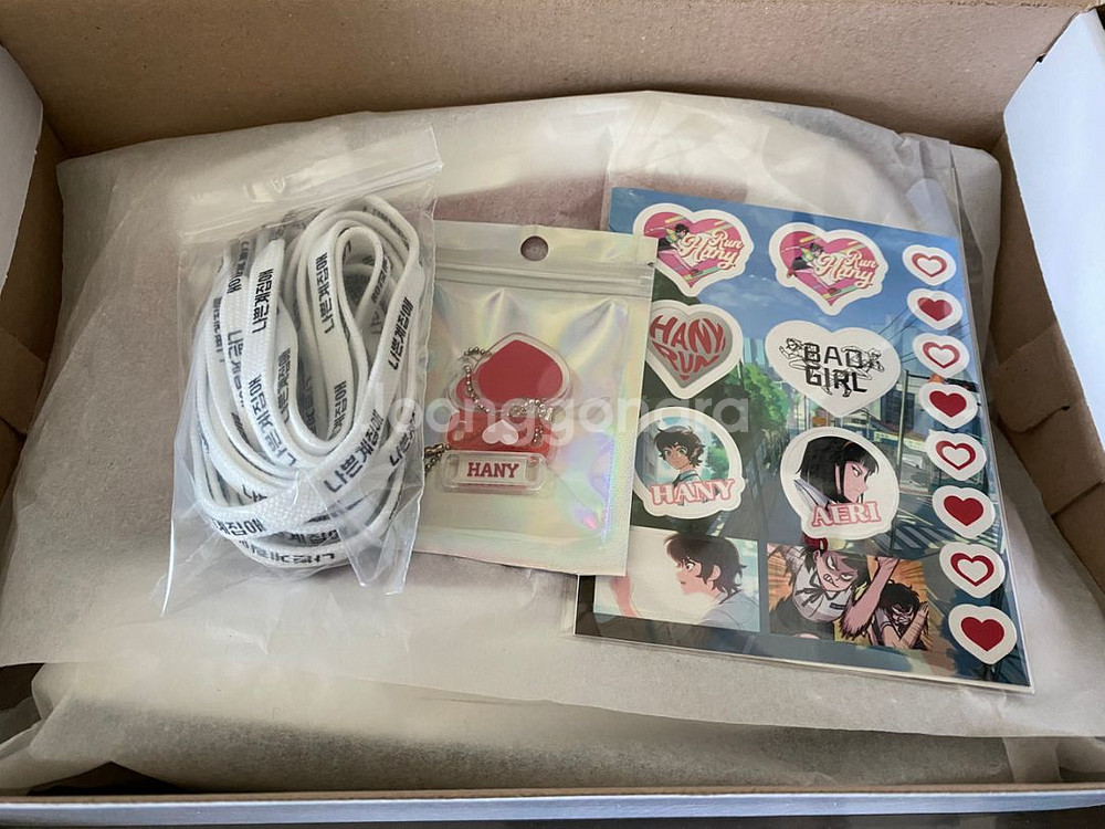 (새 상품 / 한정판) 달려라 하니 스니커즈--6