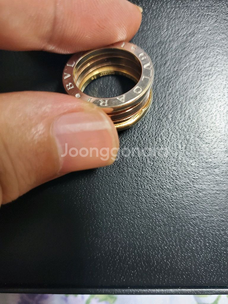 18k 불가리st 비제로원 3색 4밴드링 팝니다--3