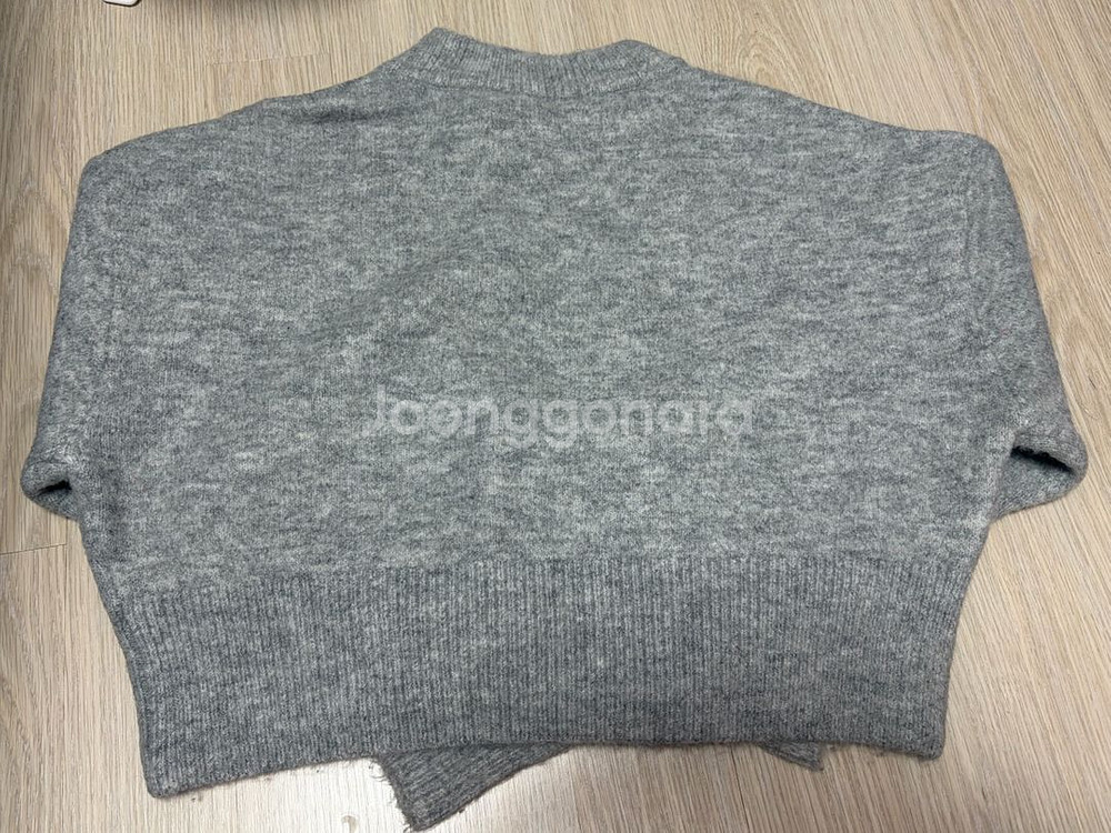 자라 크롭 니트 m사이즈--2