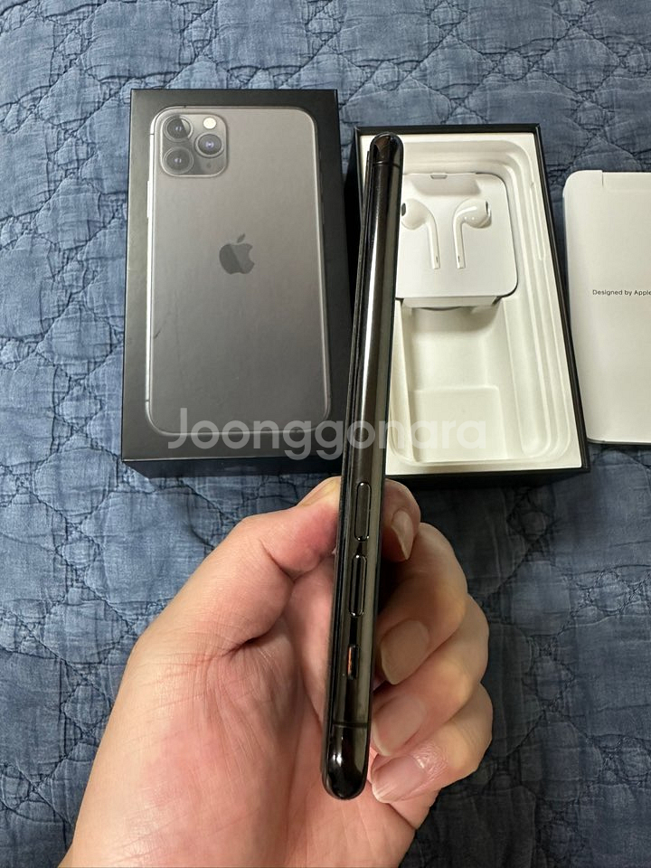아이폰11 프로 256g 스페이스그레이 판매합니다.--2