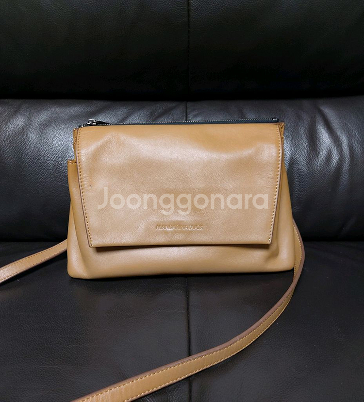 만다리나덕 가죽 크로스백--0