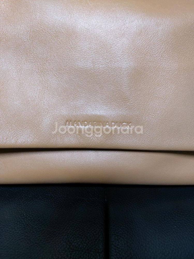 만다리나덕 가죽 크로스백--5