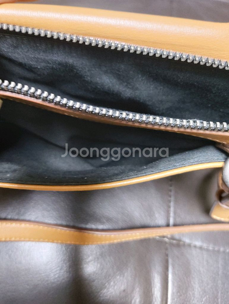 만다리나덕 가죽 크로스백--7