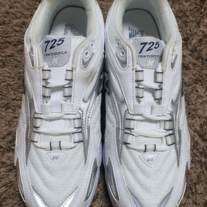 뉴발란스 M725B