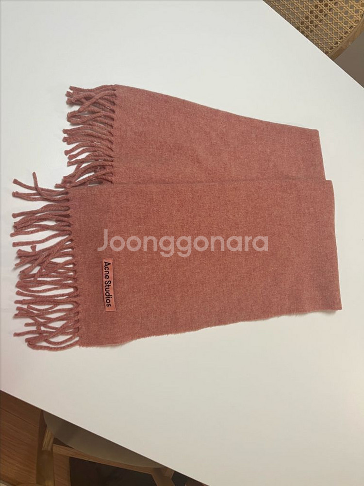 아크네스튜디오 로즈멜란지 머플러 판매해요--0