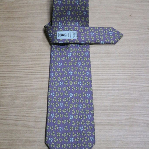 아르니스 실크 넥타이 팝니다.
