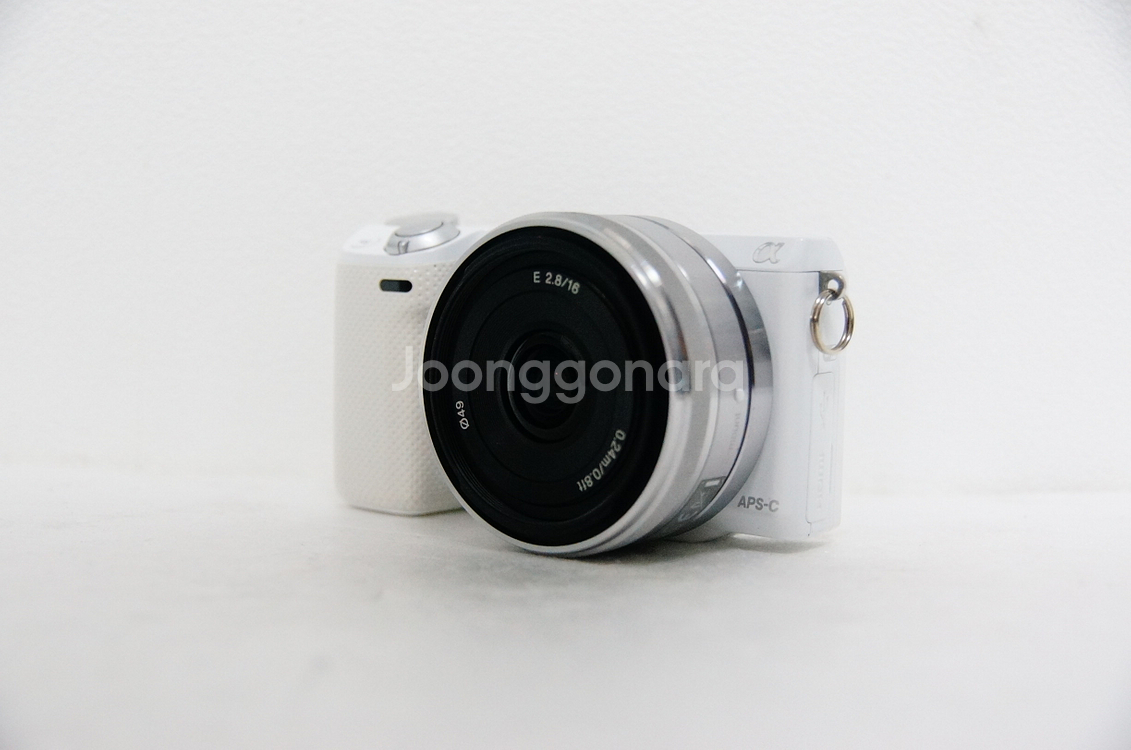 [소니] NEX-5T 화이트 5,752컷 팝니다.--6