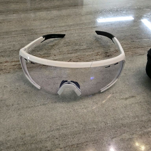 우벡스 고글팝니딘