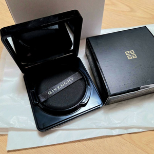 (새상품)지방시 컴팩트 썬쿠션 판매합니다