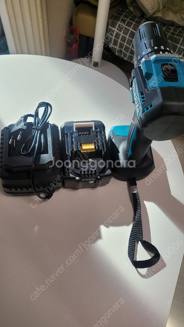 충전 전동드릴 팝니다.--1