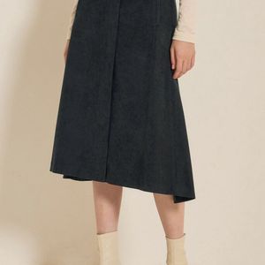 SJSJ 버튼 슬릿 플레어 스커트 택도 안 뗀 새상품