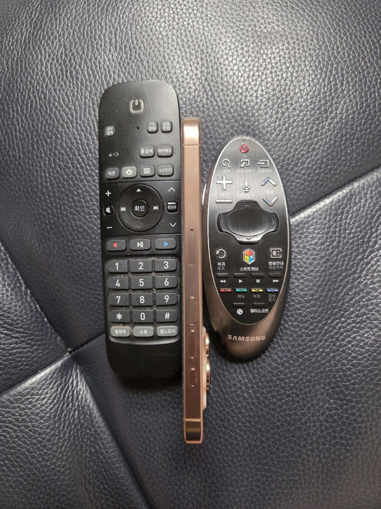 아이폰16프로256G 홍콩 듀얼유심 데저트 티타늄--3