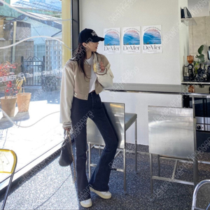 셀데이 크롭 야구점퍼 (프리)