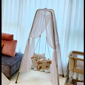 아기 그네와 판매합니다.아동용 아가스윙 실내 원목 아기