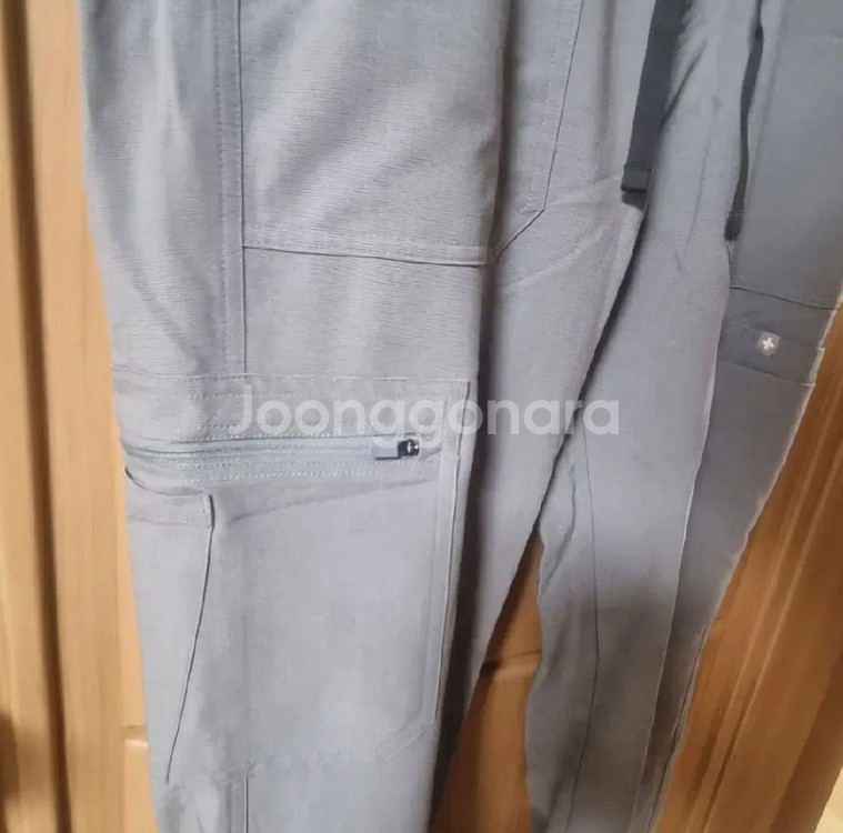 FIGS 남성 그레이 애슬레틱카고 팬츠 M사이즈 새상품--3