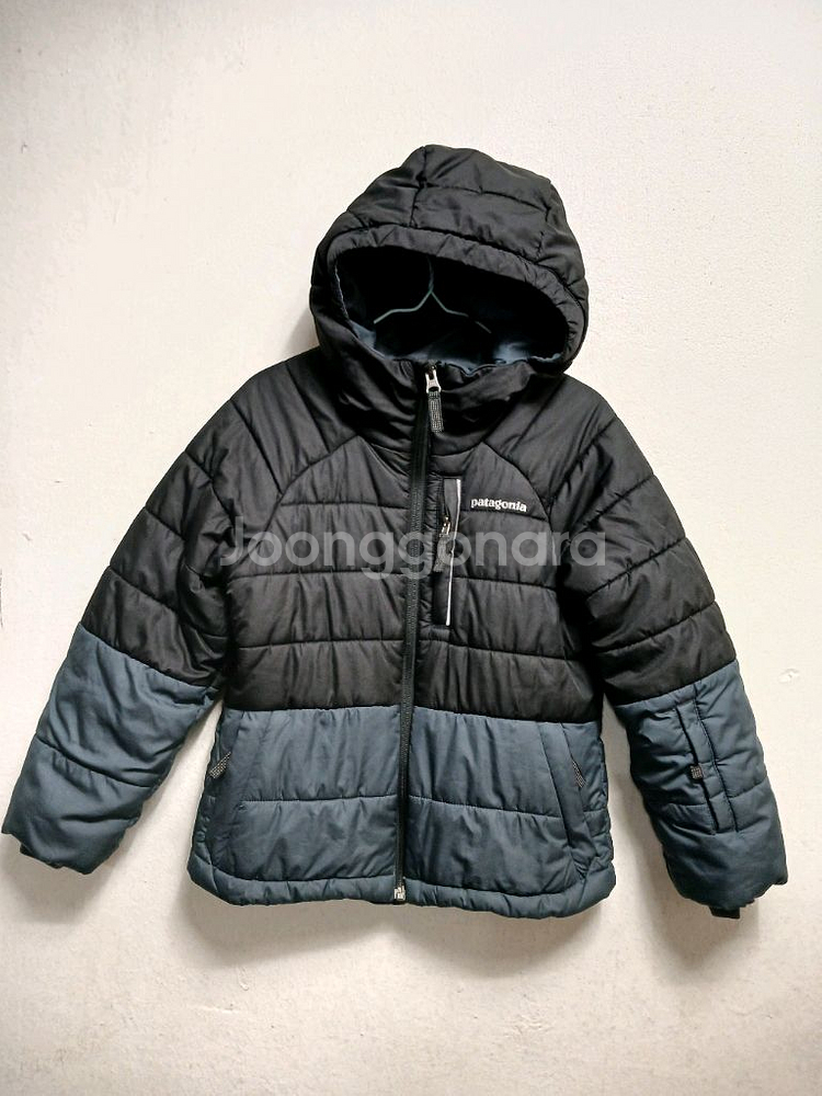 파타고니아 키즈 패딩 블랙/블루 점퍼 사이즈 XS 5---0