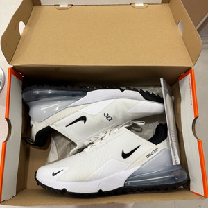 나이키 에어골프화 25년 260사이즈