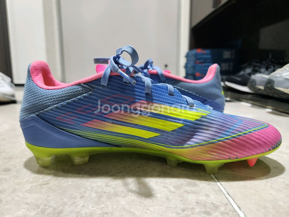 아디다스 F50 리그 축구화 265--6