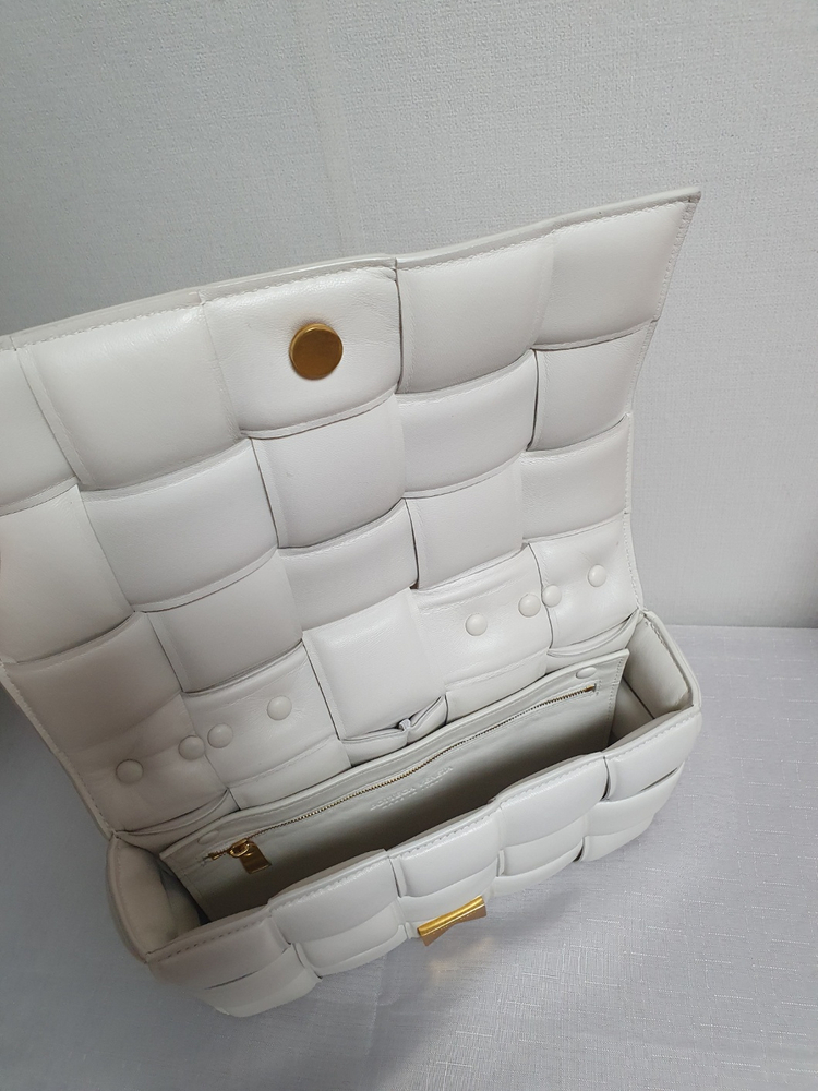 보테가베네타 카세트 패딩 체인백 초크 토트 정품--7