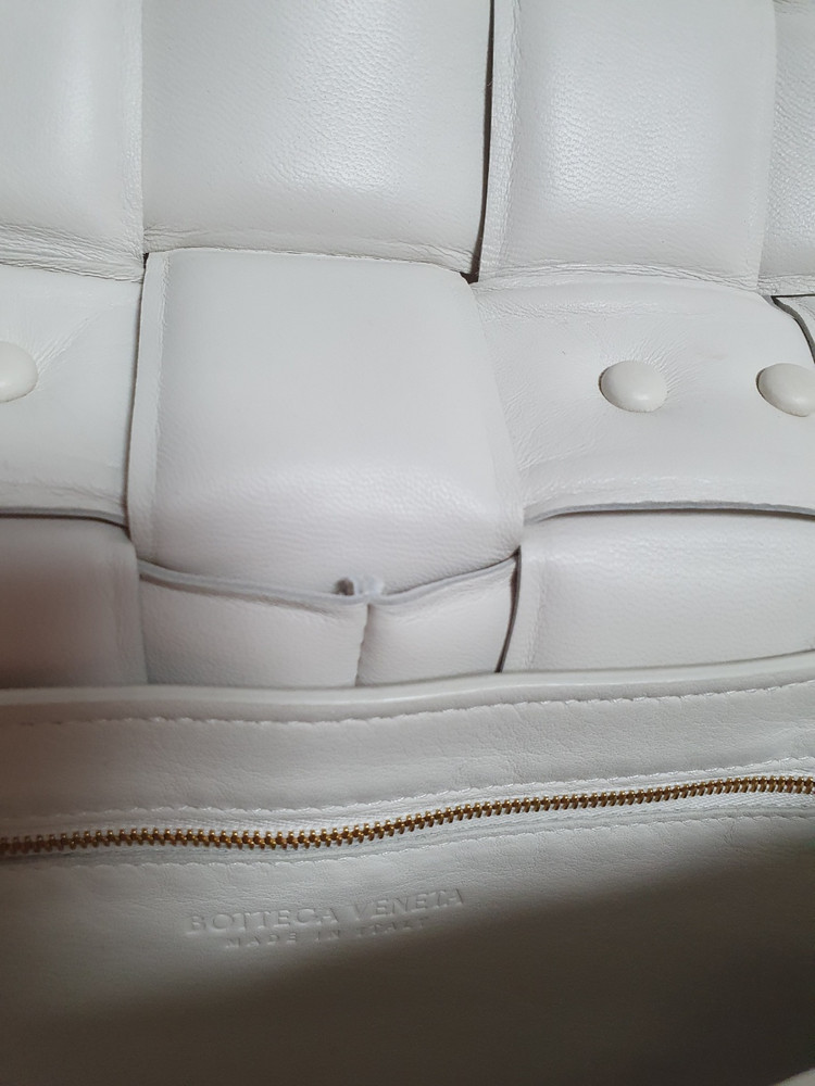 보테가베네타 카세트 패딩 체인백 초크 토트 정품--8