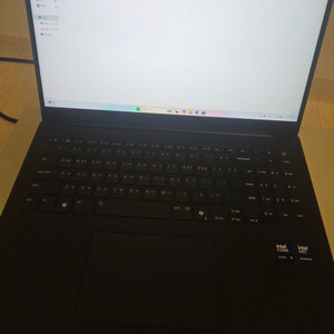 그램프로 16인치 루나레이크 226v