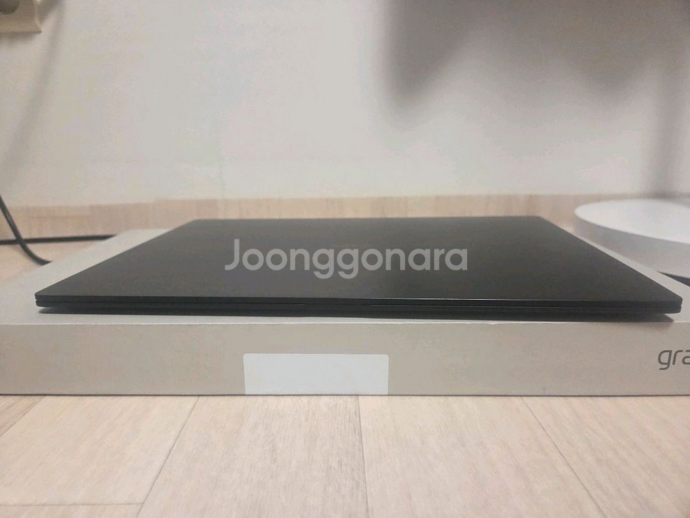 그램프로 16인치 루나레이크 226v--5