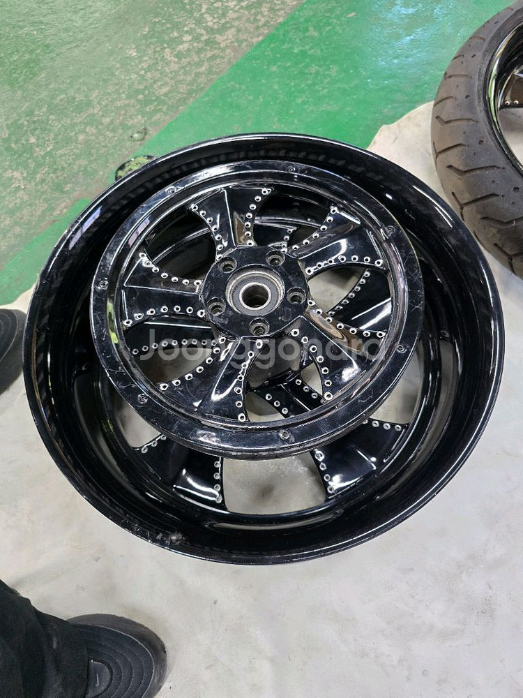 할리데이비슨 팻보이 브레이크 아웃용 SMT UFO 휠셋--1