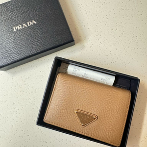 프라다 반지갑( 정품)