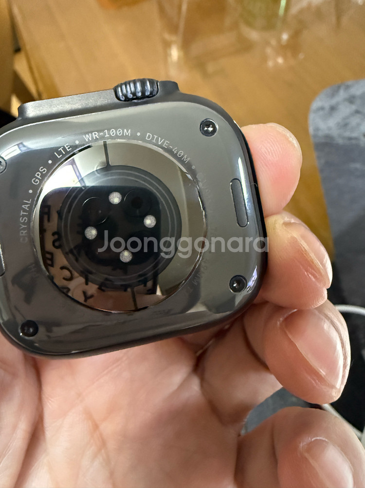 애플워치 울트라2 49mm 티타늄 블랙 + 스트랩 다수--4