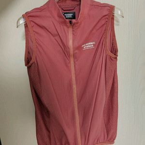 파노말스튜디오 질렛 M 사이즈 팝니다 이미지