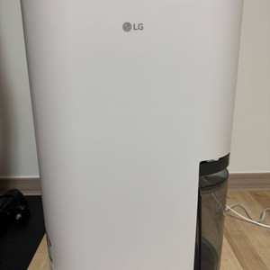 LG 휘센 제습기 DQ235MWGA 23L 팝니다
