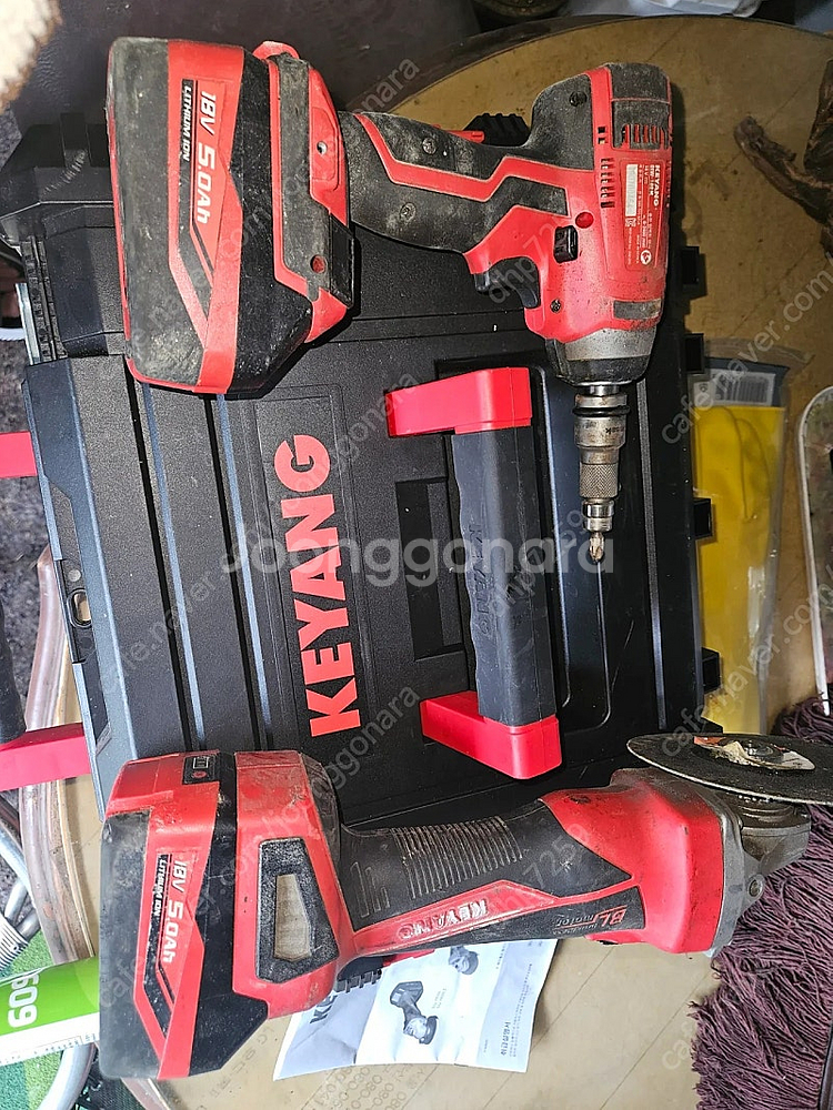 계양 충전그라인더,임팩 중고팔아요 배터리 케이스포함1.--0