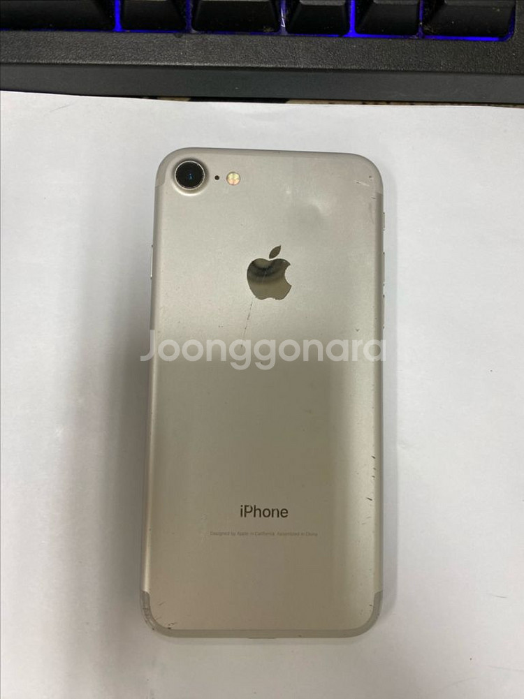 아이폰7 실버 액정SS급 128GB 빈티지카메라대량가능--0