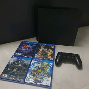 PS4 플스4 (미개봉 게임4개)