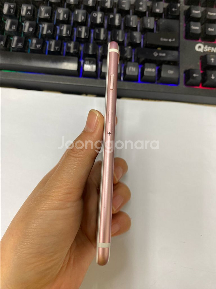 아이폰7 로즈골드 액정SS급 128GB 배터리100%--5
