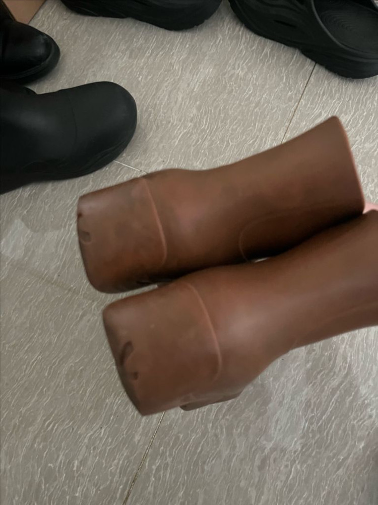 보테가베네타 퍼들부츠 280 이미지