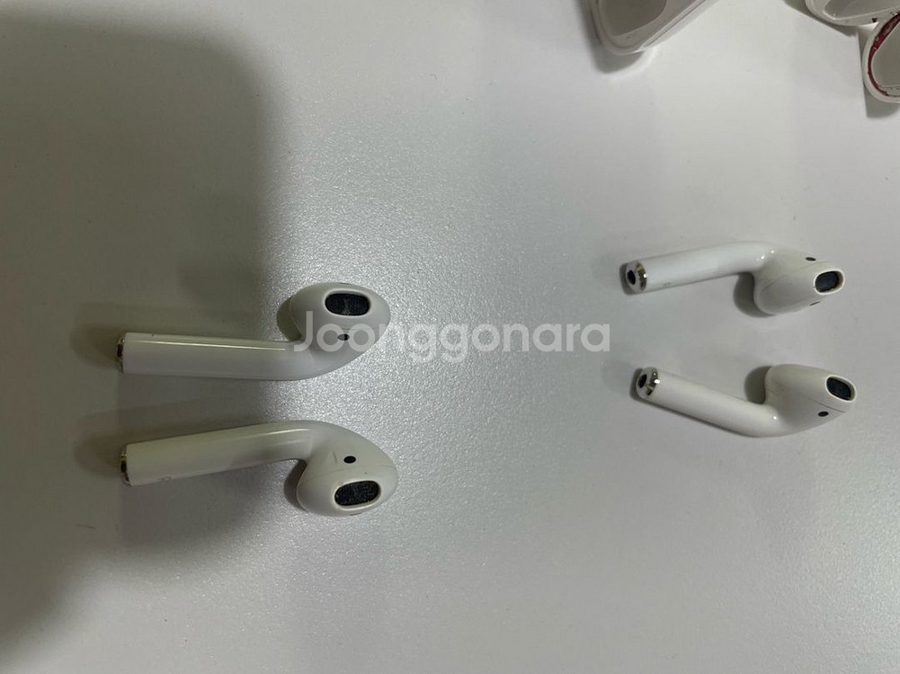 에어팟 2세대 고장 2개 일괄판매합니다--4