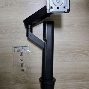 LG 360 듀얼업 에르고 모니터암