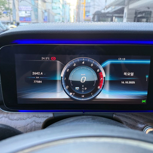 벤츠 E클래스 E300 4MATIC 익스클루시브